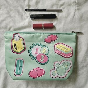 Clinique Bundle - 4 Pieces - Makeup Bag, Lipstick, Mascara, & Eyeliner